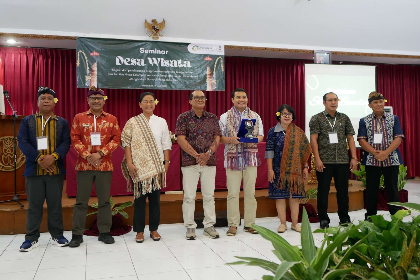 Studi Banding Meningkatkan Kesejahteraan dan Kualitas Hidup Masyarakat Rentan di Desa Dampingan dalam Merespon Dampak Perubahan Iklim